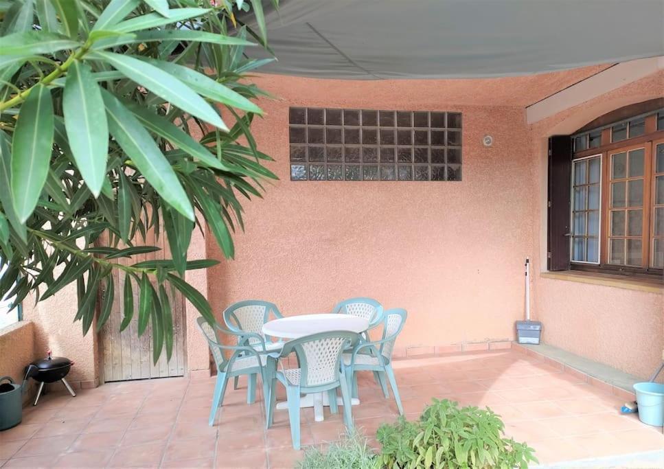 Le Petit Goudarguais Apartment Goudargues Exterior photo